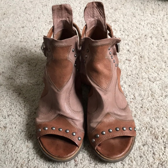 A.S.98 Shoes - A.S. 98 Maude Buckle Sandal. Size 38.